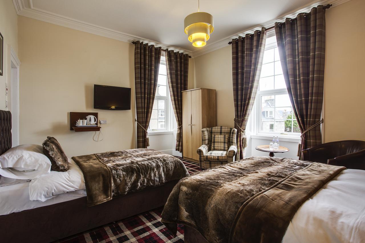 Haughton Arms Hotel 奥福德 外观 照片